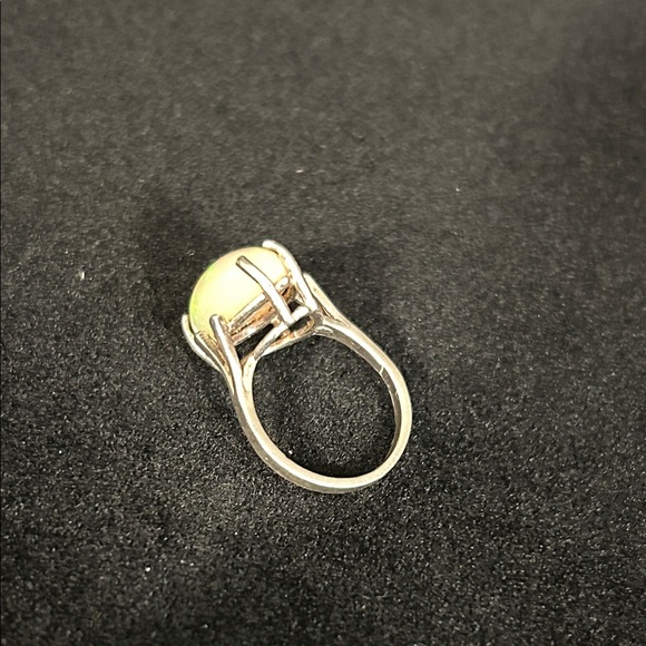 Elegant Silver Fire 🔥 Opal Ring SIZE 5 - Picture 3 of 9